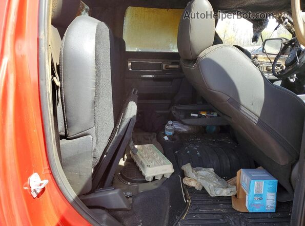 1C6RR7NM5JS338525 2018 RAM 1500 Red Rear seats view