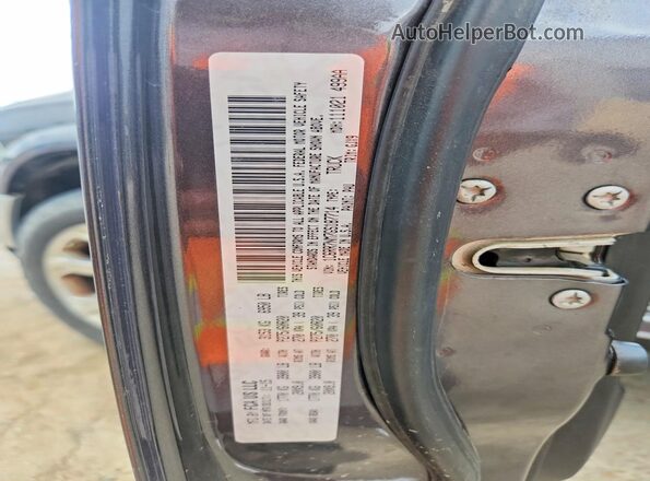 1C6RR7NM7GS187714 2016 RAM 1500 Gray Widok komory silnika