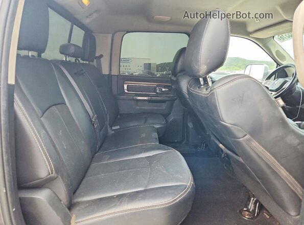 1C6RR7NMXHS873621 2017 RAM 1500 Gray Widok tylnych siedzeń