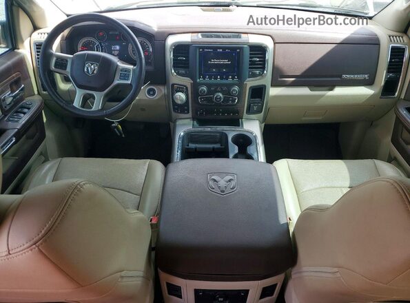 1C6RR7NT0JS123268 2018 RAM 1500 White Առջևի վահանակի տեսք