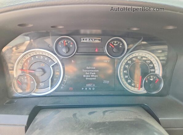 1C6RR7NT7HS678129 2017 RAM 1500 Silver Widok zestawu wskaźników