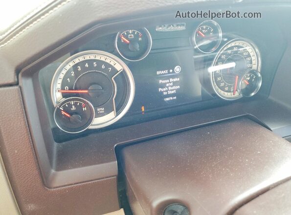 1C6RR7NT8GS302280 2016 RAM 1500 White Vista del cuadro de instrumentos