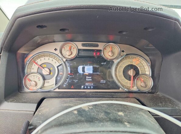 1C6RR7PT5HS796404 2017 RAM 1500 Brown Widok zestawu wskaźników