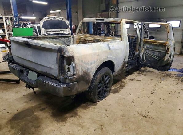 1C6RR7SM9JS314524 2018 RAM 1500 Burn Trasero derecho