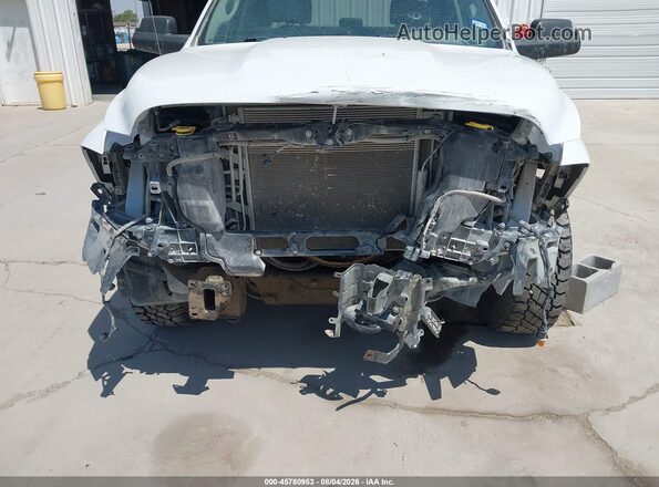 1C6RR7ST2JS350952 2018 RAM 1500 White Вид спереду