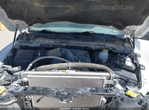 1C6RR7ST2JS350952 2018 RAM 1500 White Вид ззаду