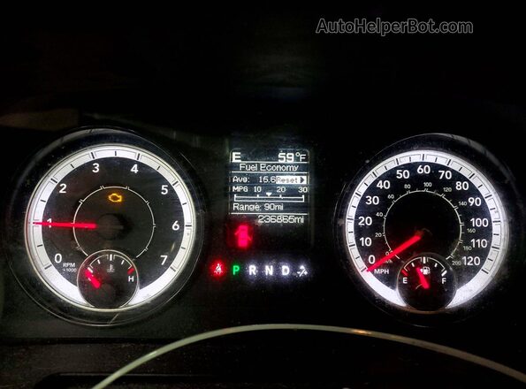 1C6RR7ST3JS122667 2018 RAM 1500 Синий Вид щитка приборов