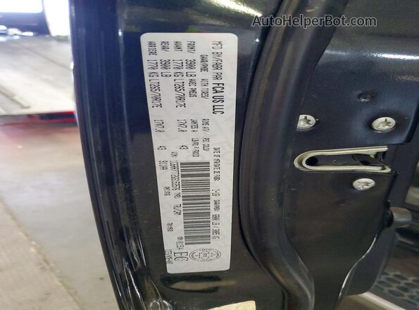 1C6RR7TT2GS153576 2016 RAM 1500 Black Vista de la etiqueta del VIN