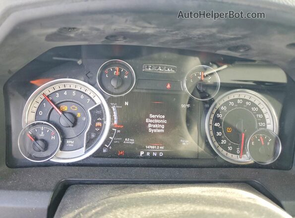 1C6RR7TT2GS325993 2016 RAM 1500 White Սարքավորումների վահանակի տեսք