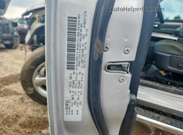 1C6RR7TT3GS104290 2016 RAM 1500 Silver Engine compartment view