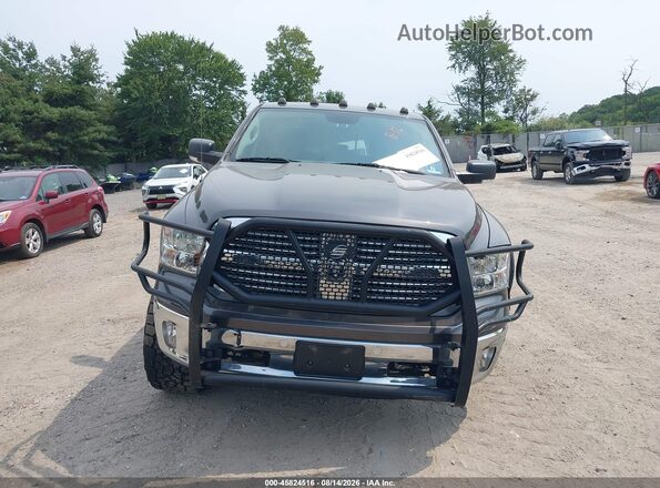 1C6RR7TT5JS256112 2018 RAM 1500 Gray Вид щитка приладів