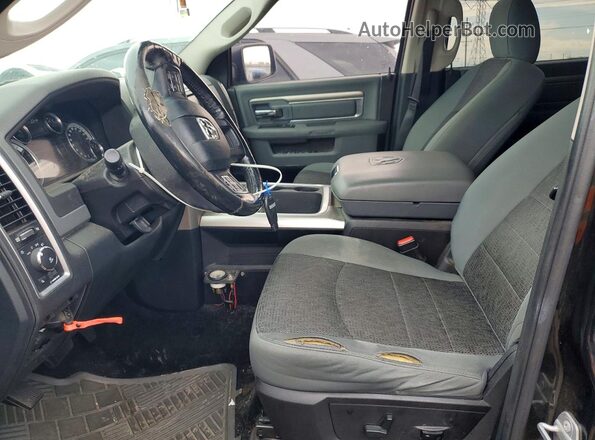 1C6RR7TT8GS105015 2016 RAM 1500 Black Front interior view