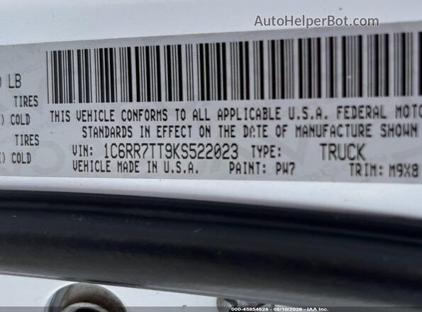 1C6RR7TT9KS522023 2019 RAM 1500 CLASSIC  Widok komory silnika