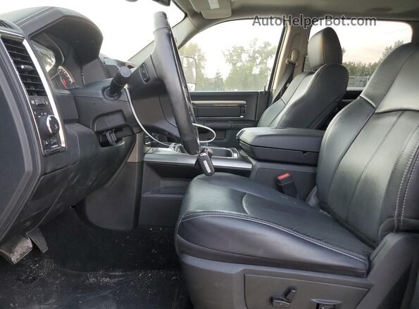 1C6RR7UT3JS197656 2018 RAM 1500 Черный 
