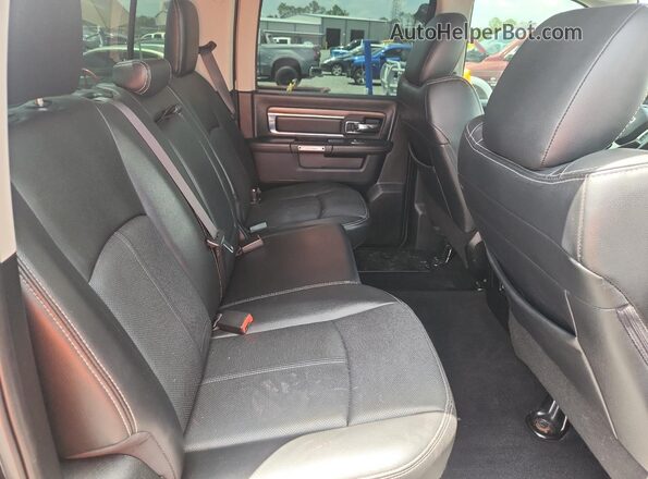 1C6RR7VM1JS292255 2018 RAM 1500 Black Rear seats view