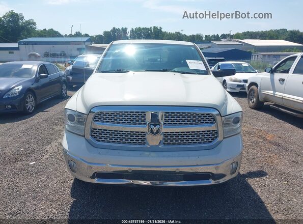 1C6RR7VT5JS250887 2018 RAM 1500 White ხელსაწყოთა პანელის ხედი