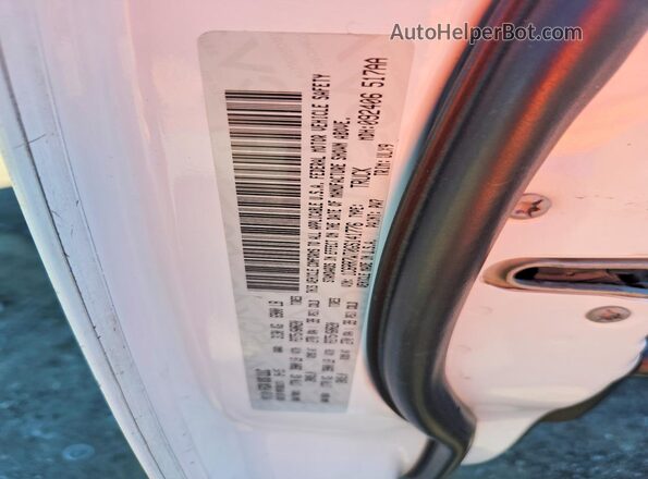 1C6RR7WT0GS141776 2016 RAM 1500 White ძრავის განყოფილების ხედი