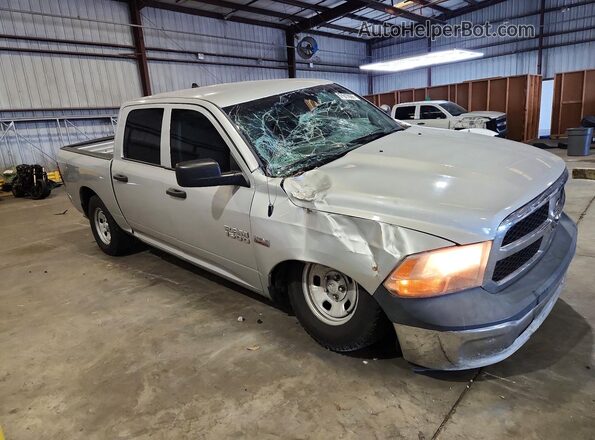 1C6RR7XT3JS187317 2018 RAM 1500 Silver წინა მარჯვენა