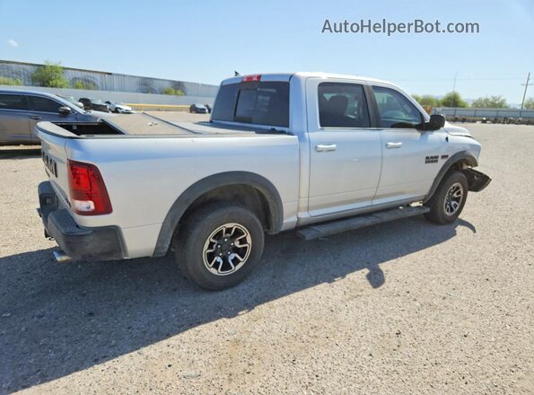 1C6RR7YT0GS106152 2016 RAM 1500 Серебряный Задняя правая четверть