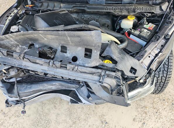 1C6RR7YT2HS588561 2017 RAM 1500 Gray Widok wnętrza z tyłu