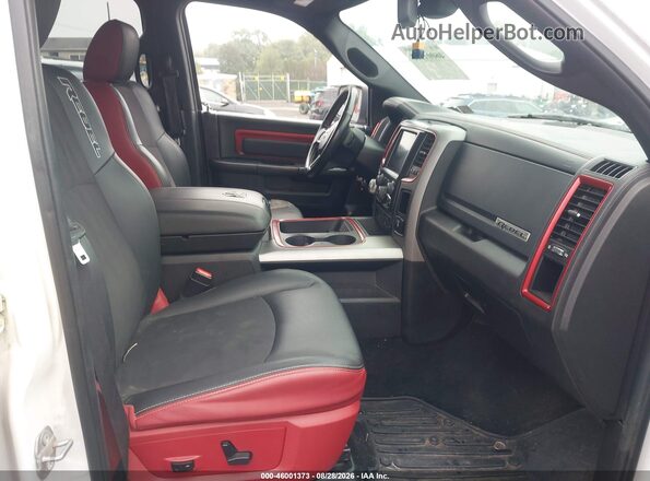 1C6RR7YT3HS604279 2017 RAM 1500 Белый Вид салона спереди