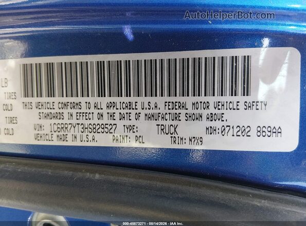 1C6RR7YT3HS829527 2017 RAM 1500 Blue Vista del compartimento del motor