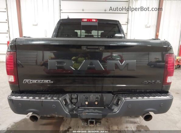 1C6RR7YT8HS830883 2017 RAM 1500 Black 