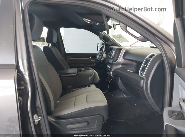 1C6RREBG4MN575089 2021 RAM 1500 Gray Front interior view