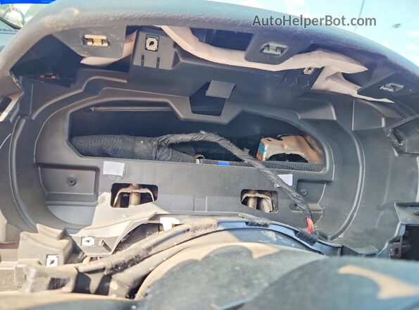 1C6RREBG9RN164360 2024 RAM 1500 White Instrument cluster view