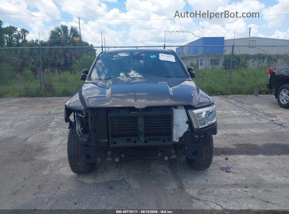 1C6RREBT2MN747391 2021 RAM 1500 Серый Вид задней части салона