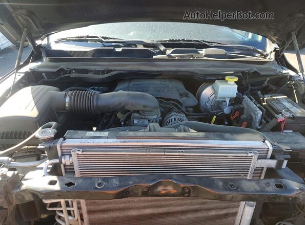 1C6RREBT4LN277962 2020 RAM 1500 Charcoal უკანა სალონის ხედი
