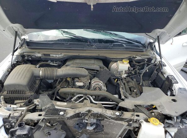 1C6RREBT6MN808001 2021 RAM 1500 White Rear interior view