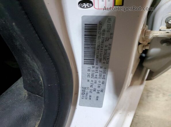 1C6RREBT9KN813402 2019 RAM 1500 White VIN կոդի պիտակի տեսք