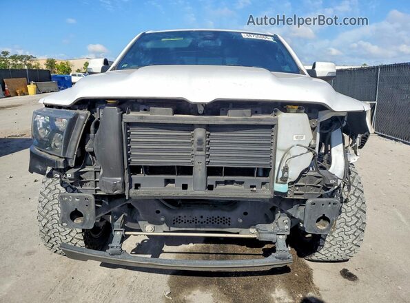 1C6RREBTXLN359159 2020 RAM 1500 White Vista frontal
