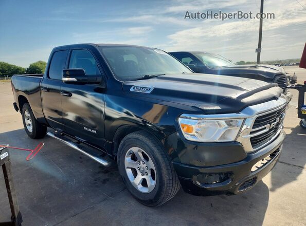1C6RRECT1KN612186 2019 RAM 1500 Черный Передняя правая четверть