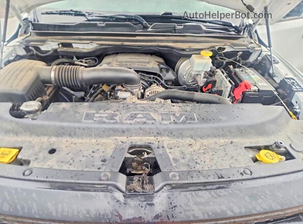 1C6RRECT7KN667421 2019 RAM 1500 White Սալոնի հետևի տեսք