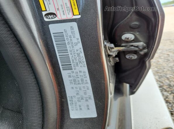 1C6RREFGXLN250925 2020 RAM 1500 Серый Вид подкапотного пространства