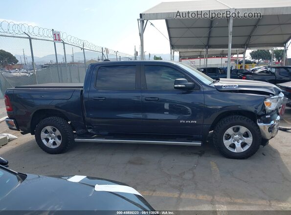 1C6RREFGXMN608266 2021 RAM 1500 Black Rear interior view