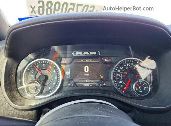 1C6RREFP5SN611525 2025 RAM 1500 Black Вид щитка приладів