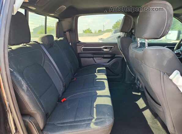 1C6RREFP5SN611525 2025 RAM 1500 Black Вид задніх сидінь
