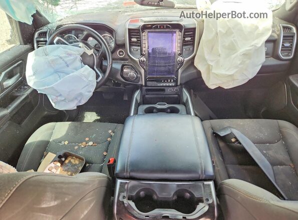 1C6RREFT1MN574781 2021 RAM 1500 Белый Вид панели приборов