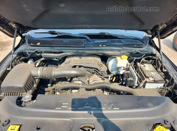 1C6RREFT2KN509323 2019 RAM 1500 Черный Вид задней части салона