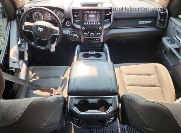1C6RREFT2KN509323 2019 RAM 1500 Черный Вид панели приборов
