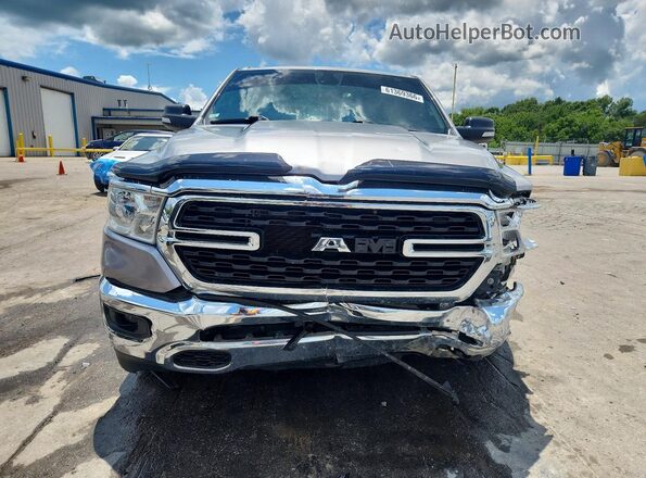 1C6RREFT3NN114202 2022 RAM 1500 Silver Front view