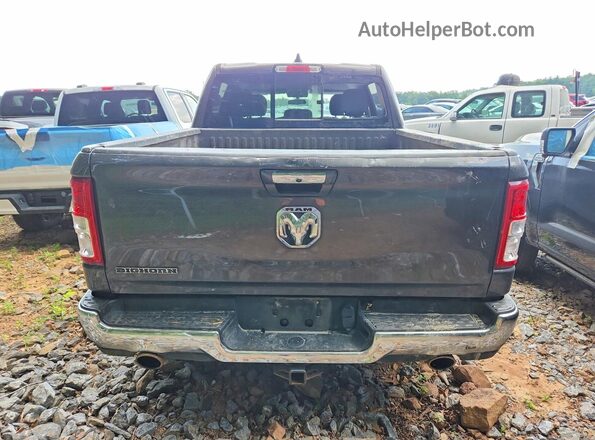 1C6RREFT5LN237657 2020 RAM 1500 Gray Vista trasera