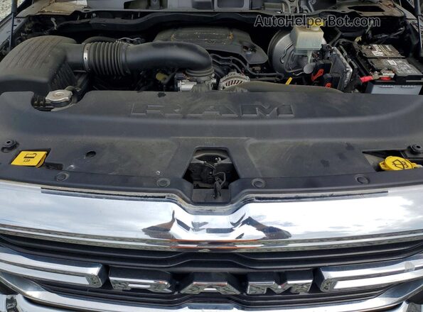 1C6RREFT8LN295391 2020 RAM 1500 Brown Rear interior view