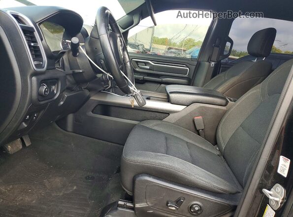 1C6RREFT8LN317874 2020 RAM 1500 Black წინა სალონის ხედი