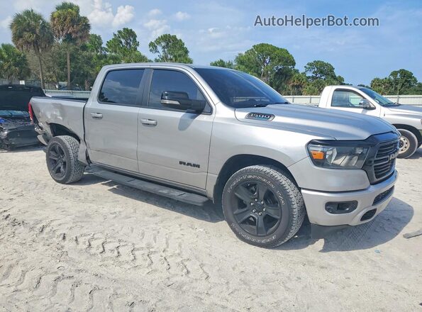 1C6RREFT8MN690317 2021 RAM 1500 Silver Delantero derecho
