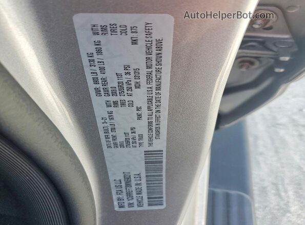 1C6RREFT8MN690317 2021 RAM 1500 Silver Vista del compartimento del motor