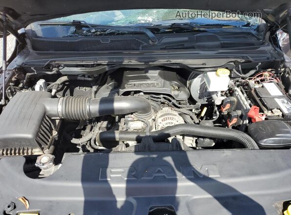 1C6RREGT4KN613665 2019 RAM 1500 Угольный Вид задней части салона